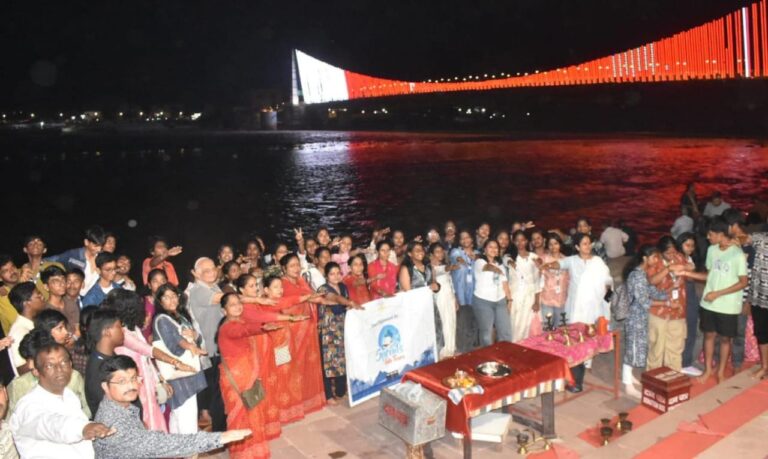 Rishikesh-National-Unity-Day-celebrated-in-Ganga-Aarti-at-Purnanand-Ghat.jpg