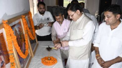 मुख्यमंत्री पुष्कर सिंह धामी ने हल्द्वानी में की सोशल मीडिया पदाधिकारियों के साथ बैठक