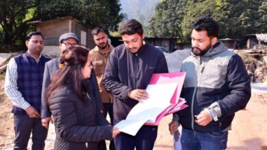 जिलाधिकारी ने किया ग्राम खोली स्थित क्रिटिकल केयर ब्लॉक का औचक निरीक्षण