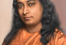 क्यों आज भी लाखों लोग आंतरिक शांति के लिए परमहंस योगानंद की ओर मुड़ते हैं – विधि बिरला