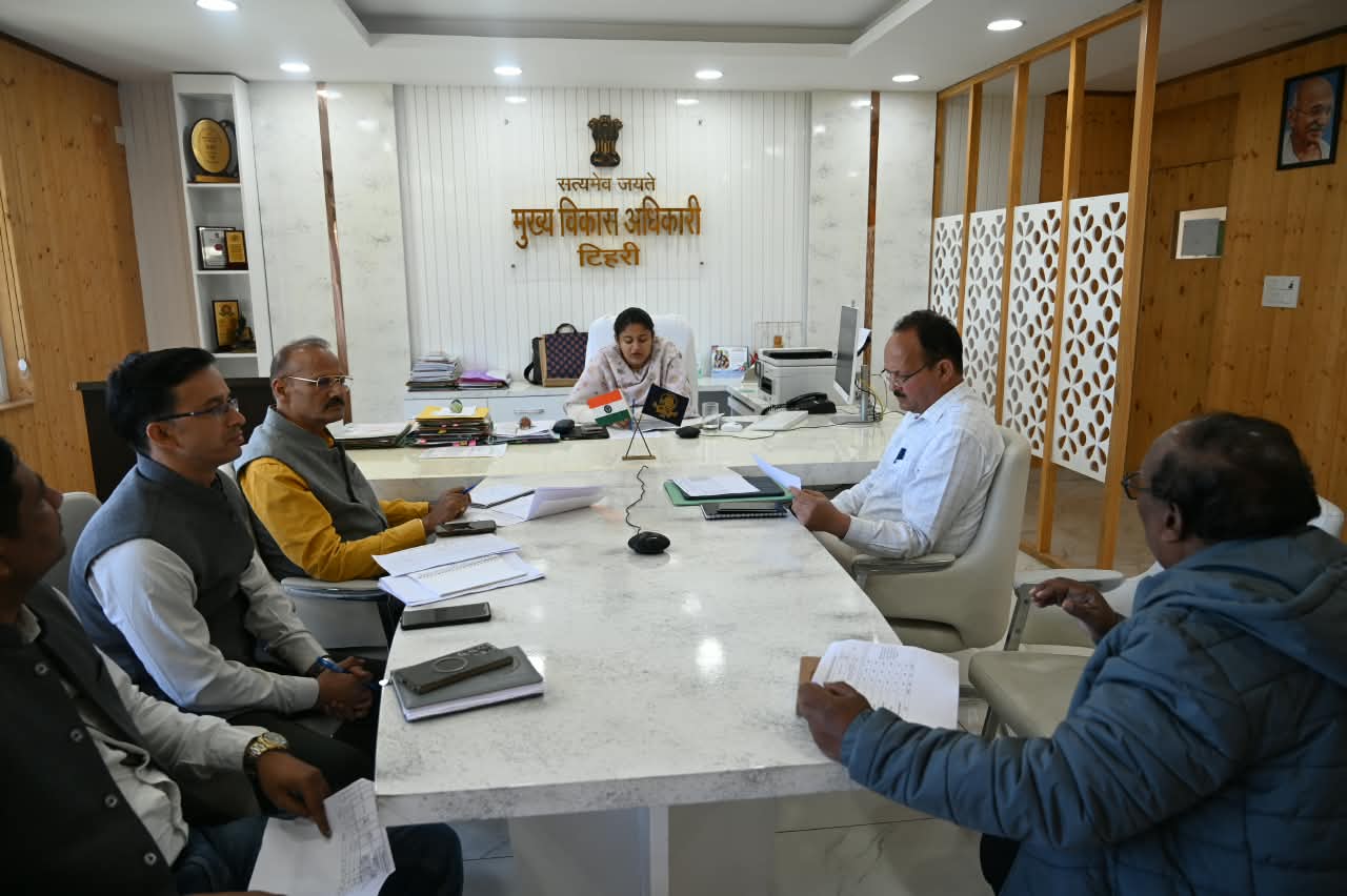 Tehri News -Sub-Divisional-Magistrate-to-assess-the-ground-reality-of-pothole-free-roads